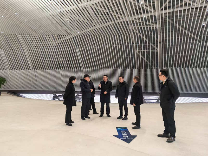 海南省委政策研究室副主任林暉一行 調(diào)研1869中國大熊貓生態(tài)世界項目